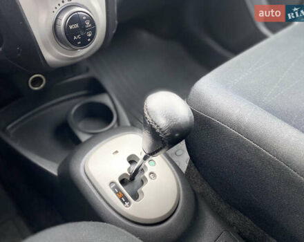 Красный Тойота Ярис, объемом двигателя 1.3 л и пробегом 138 тыс. км за 5899 $, фото 11 на Automoto.ua