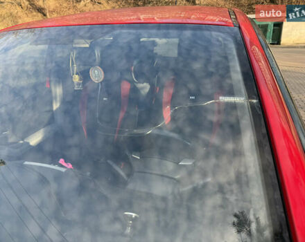 Красный Тойота Ярис, объемом двигателя 1.3 л и пробегом 158 тыс. км за 5200 $, фото 5 на Automoto.ua