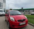 Красный Тойота Ярис, объемом двигателя 1.3 л и пробегом 188 тыс. км за 5599 $, фото 1 на Automoto.ua