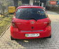 Красный Тойота Ярис, объемом двигателя 1.3 л и пробегом 158 тыс. км за 5200 $, фото 3 на Automoto.ua