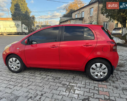 Красный Тойота Ярис, объемом двигателя 1.3 л и пробегом 121 тыс. км за 5800 $, фото 7 на Automoto.ua