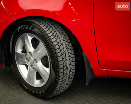 Красный Тойота Ярис, объемом двигателя 1.3 л и пробегом 186 тыс. км за 5425 $, фото 7 на Automoto.ua