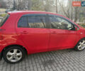 Красный Тойота Ярис, объемом двигателя 1.3 л и пробегом 158 тыс. км за 5200 $, фото 2 на Automoto.ua