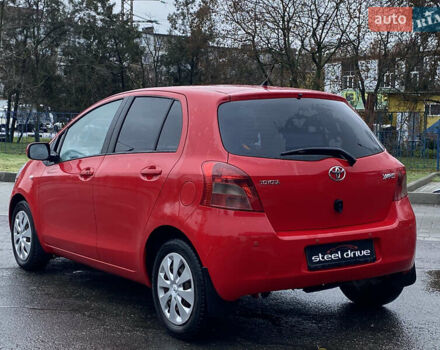 Красный Тойота Ярис, объемом двигателя 1.3 л и пробегом 138 тыс. км за 5899 $, фото 5 на Automoto.ua