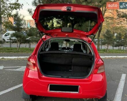 Красный Тойота Ярис, объемом двигателя 1.3 л и пробегом 140 тыс. км за 5900 $, фото 10 на Automoto.ua