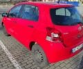 Красный Тойота Ярис, объемом двигателя 1 л и пробегом 43 тыс. км за 4800 $, фото 6 на Automoto.ua