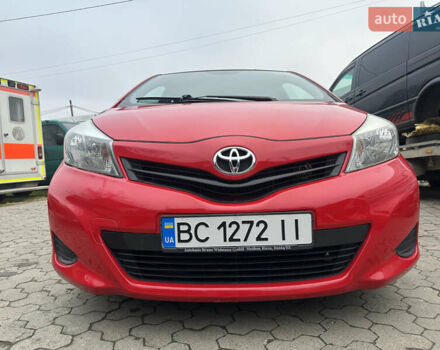 Червоний Тойота Яріс, об'ємом двигуна 1.36 л та пробігом 127 тис. км за 5950 $, фото 3 на Automoto.ua
