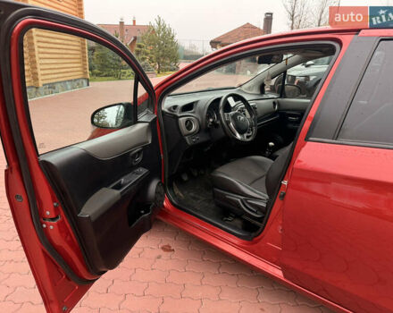 Красный Тойота Ярис, объемом двигателя 1.33 л и пробегом 140 тыс. км за 6700 $, фото 12 на Automoto.ua