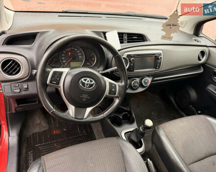 Красный Тойота Ярис, объемом двигателя 1.33 л и пробегом 140 тыс. км за 6700 $, фото 17 на Automoto.ua