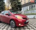 Красный Тойота Ярис, объемом двигателя 1.33 л и пробегом 166 тыс. км за 8200 $, фото 1 на Automoto.ua