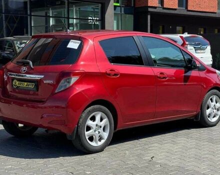 Красный Тойота Ярис, объемом двигателя 1.4 л и пробегом 269 тыс. км за 7600 $, фото 5 на Automoto.ua