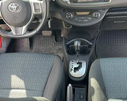 Тойота Ярис 2012 в Кропивницком (Кировограде) на Automoto.ua Красный Тойота Ярис, объемом двигателя 1.33 л и пробегом 112 тыс. км за 8600 $, фото 11 на Automoto.ua