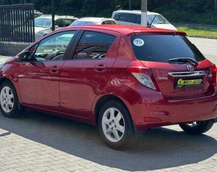 Красный Тойота Ярис, объемом двигателя 1.4 л и пробегом 269 тыс. км за 7600 $, фото 3 на Automoto.ua