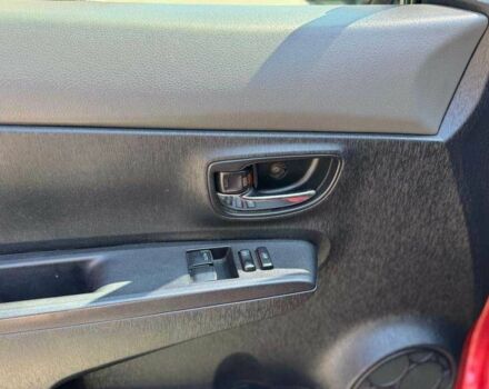 Красный Тойота Ярис, объемом двигателя 1.4 л и пробегом 269 тыс. км за 7600 $, фото 6 на Automoto.ua