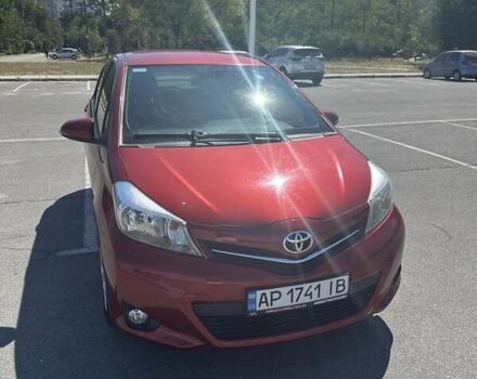 Червоний Тойота Яріс, об'ємом двигуна 1.4 л та пробігом 148 тис. км за 9000 $, фото 1 на Automoto.ua