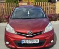 Червоний Тойота Яріс, об'ємом двигуна 1.3 л та пробігом 130 тис. км за 8950 $, фото 1 на Automoto.ua