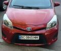 Червоний Тойота Яріс, об'ємом двигуна 1.5 л та пробігом 166 тис. км за 9999 $, фото 1 на Automoto.ua