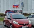 Красный Тойота Ярис, объемом двигателя 1.3 л и пробегом 210 тыс. км за 7200 $, фото 1 на Automoto.ua