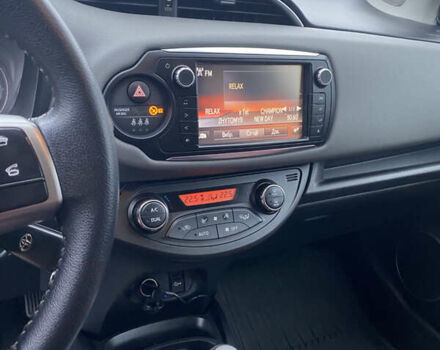 Червоний Тойота Яріс, об'ємом двигуна 1.33 л та пробігом 115 тис. км за 11700 $, фото 9 на Automoto.ua