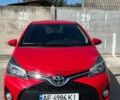 Красный Тойота Ярис, объемом двигателя 1.3 л и пробегом 122 тыс. км за 12500 $, фото 1 на Automoto.ua