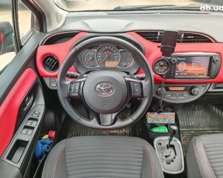 Червоний Тойота Яріс, об'ємом двигуна 1.3 л та пробігом 88 тис. км за 10440 $, фото 14 на Automoto.ua