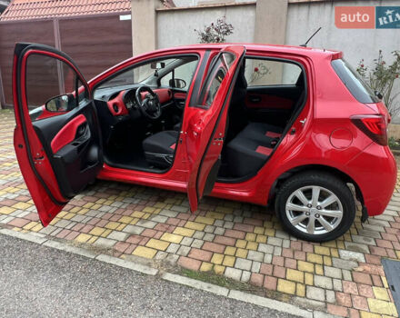 Тойота Ярис 2015 в Одессе на Automoto.ua Красный Тойота Ярис, объемом двигателя 1.33 л и пробегом 72 тыс. км за 9700 $, фото 16 на Automoto.ua