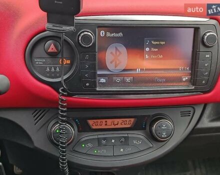 Червоний Тойота Яріс, об'ємом двигуна 1.3 л та пробігом 88 тис. км за 10490 $, фото 26 на Automoto.ua