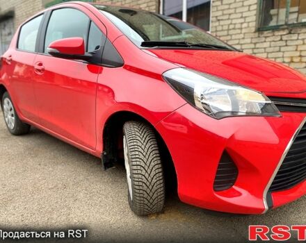 Червоний Тойота Яріс, об'ємом двигуна 1.3 л та пробігом 35 тис. км за 12300 $, фото 8 на Automoto.ua