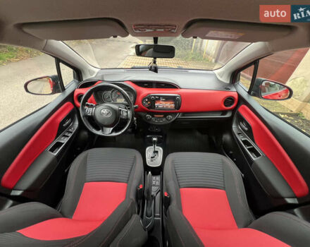 Тойота Ярис 2015 в Одессе на Automoto.ua Красный Тойота Ярис, объемом двигателя 1.33 л и пробегом 72 тыс. км за 9700 $, фото 19 на Automoto.ua