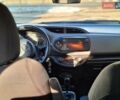 Червоний Тойота Яріс, об'ємом двигуна 1.33 л та пробігом 58 тис. км за 14500 $, фото 2 на Automoto.ua