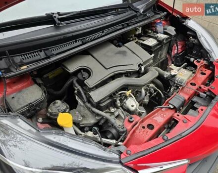Тойота Ярис 2018 в Харькове на Automoto.ua Красный Тойота Ярис, объемом двигателя 1 л и пробегом 21 тыс. км за 10500 $, фото 32 на Automoto.ua