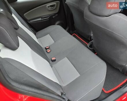 Тойота Ярис 2018 в Харькове на Automoto.ua Красный Тойота Ярис, объемом двигателя 1 л и пробегом 21 тыс. км за 10500 $, фото 51 на Automoto.ua