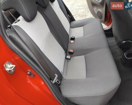 Красный Тойота Ярис, объемом двигателя 1.5 л и пробегом 63 тыс. км за 14350 $, фото 19 на Automoto.ua