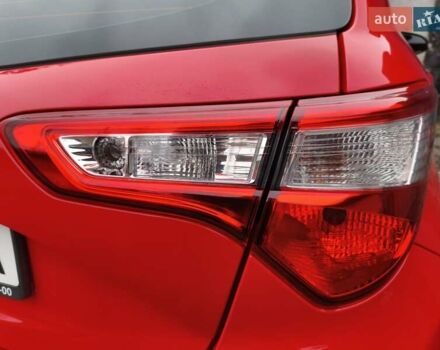 Красный Тойота Ярис, объемом двигателя 1.5 л и пробегом 63 тыс. км за 14350 $, фото 43 на Automoto.ua