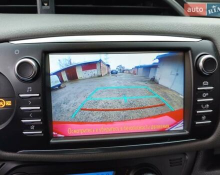 Красный Тойота Ярис, объемом двигателя 1.5 л и пробегом 63 тыс. км за 14350 $, фото 31 на Automoto.ua