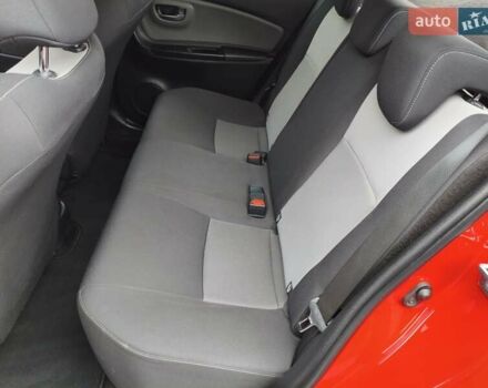 Красный Тойота Ярис, объемом двигателя 1.5 л и пробегом 63 тыс. км за 14350 $, фото 23 на Automoto.ua