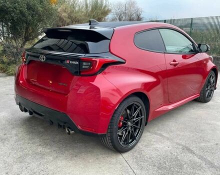 Красный Тойота Ярис, объемом двигателя 1.6 л и пробегом 18 тыс. км за 6500 $, фото 6 на Automoto.ua