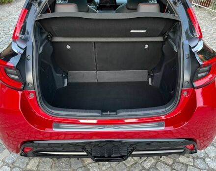 Тойота Яріс 2023 у Ужгороді на Automoto.ua Червоний Тойота Яріс, об'ємом двигуна 1.5 л та пробігом 30 тис. км за 11000 $, фото 14 на Automoto.ua