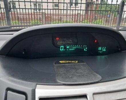 Червоний Тойота Яріс, об'ємом двигуна 1 л та пробігом 190 тис. км за 2500 $, фото 13 на Automoto.ua