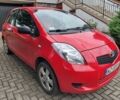 Червоний Тойота Яріс, об'ємом двигуна 1 л та пробігом 190 тис. км за 2500 $, фото 3 на Automoto.ua
