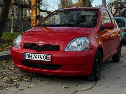 Красный Тойота Ярис, объемом двигателя 1 л и пробегом 185 тыс. км за 2700 $, фото 1 на Automoto.ua