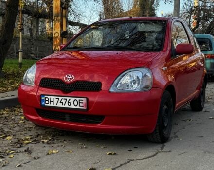 Красный Тойота Ярис, объемом двигателя 1 л и пробегом 185 тыс. км за 2700 $, фото 1 на Automoto.ua