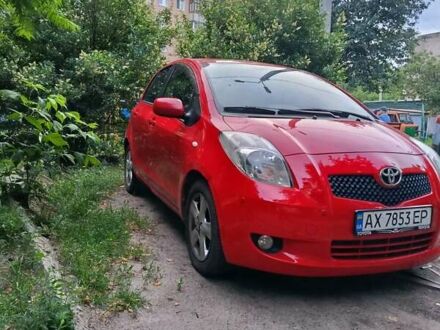 Тойота Ярис 2005 в Харькове на Automoto.ua Красный Тойота Ярис, объемом двигателя 1.3 л и пробегом 155 тыс. км за 5999 $, фото 1 на Automoto.ua