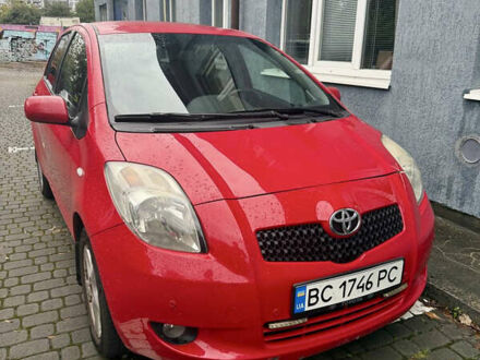Тойота Яріс 2006 у Львові на Automoto.ua Червоний Тойота Яріс, об'ємом двигуна 1.3 л та пробігом 149 тис. км за 4900 $, фото 1 на Automoto.ua