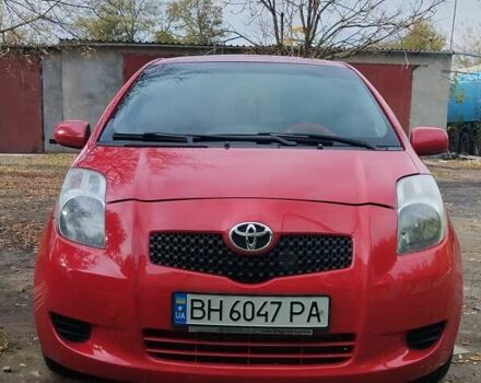 Червоний Тойота Яріс, об'ємом двигуна 1.3 л та пробігом 124 тис. км за 6500 $, фото 1 на Automoto.ua