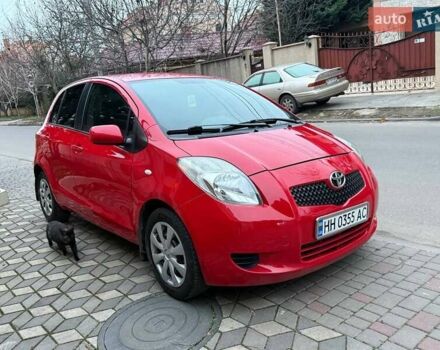Червоний Тойота Яріс, об'ємом двигуна 1.3 л та пробігом 185 тис. км за 5300 $, фото 1 на Automoto.ua