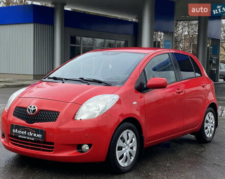 Красный Тойота Ярис, объемом двигателя 1.3 л и пробегом 138 тыс. км за 5899 $, фото 1 на Automoto.ua