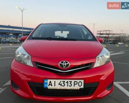 Красный Тойота Ярис, объемом двигателя 1.3 л и пробегом 156 тыс. км за 8500 $, фото 1 на Automoto.ua