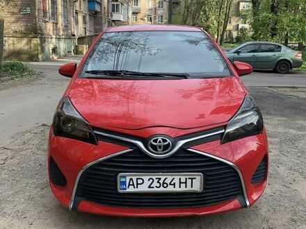 Тойота Ярис 2014 в Запорожье на Automoto.ua Красный Тойота Ярис, объемом двигателя 1.5 л и пробегом 120 тыс. км за 9300 $, фото 1 на Automoto.ua
