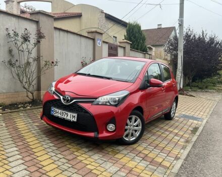 Красный Тойота Ярис, объемом двигателя 1.3 л и пробегом 72 тыс. км за 9700 $, фото 1 на Automoto.ua